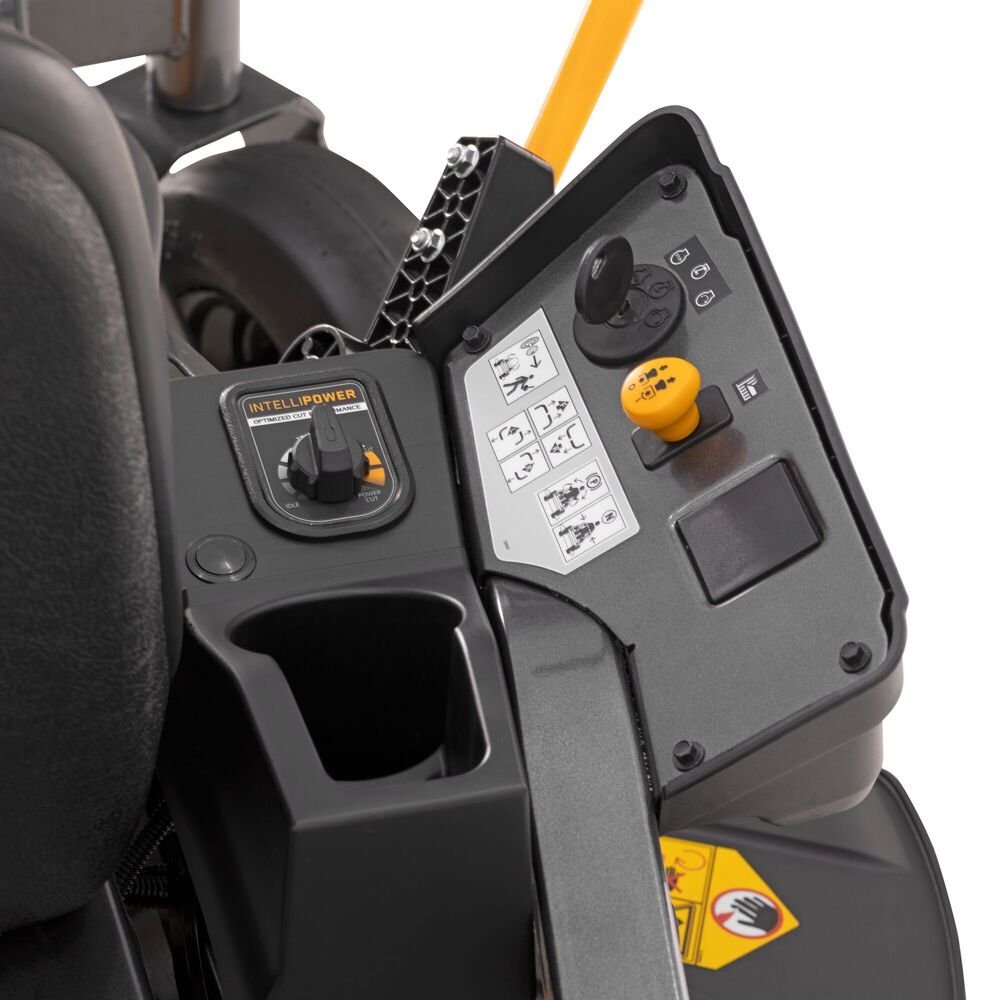 Cub-Cadet-ZT142IP_F2-2